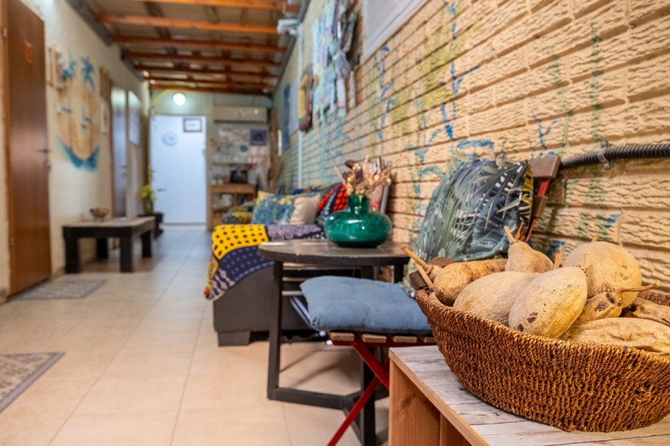 חדר זוגי פרטי 4 - עם מקלחת, מטבח, ושירותים משותפים 5