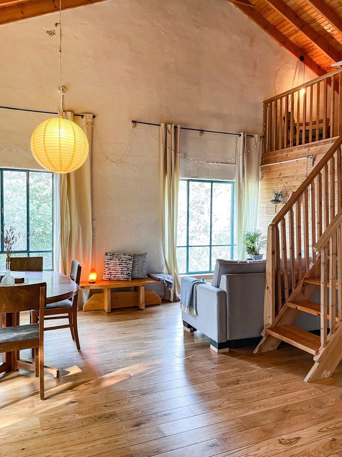 הבית באלונים