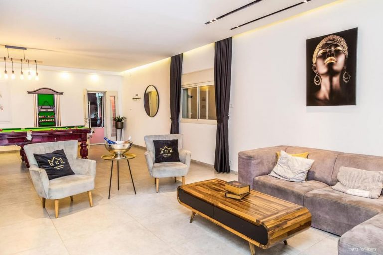 סוויטה על המים