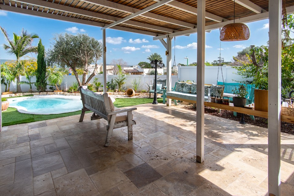 מתחם ספא אמא אדמה