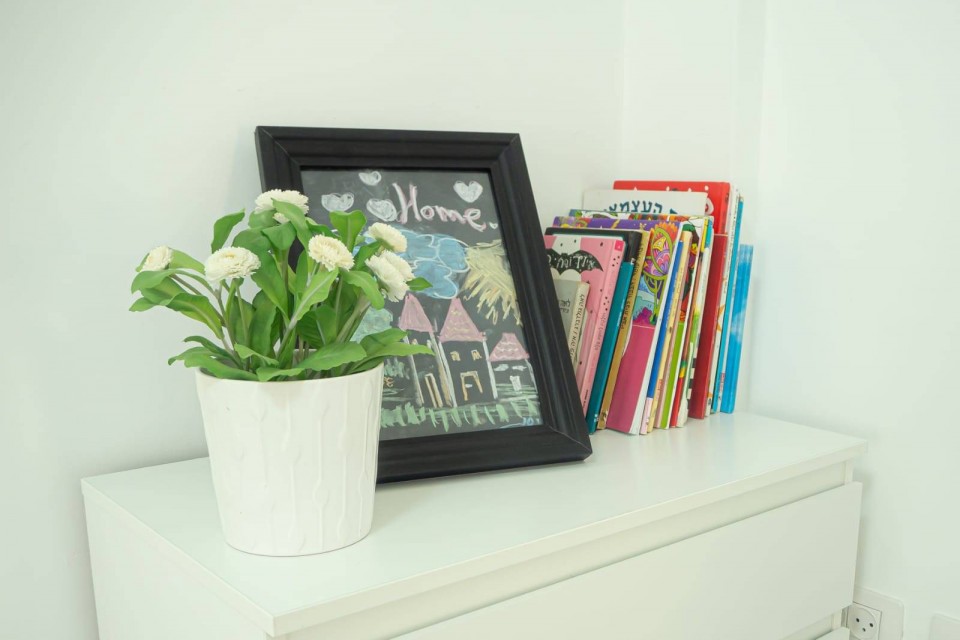 יש גם ספרי קריאה לילדים