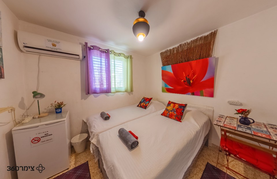 Room 4
